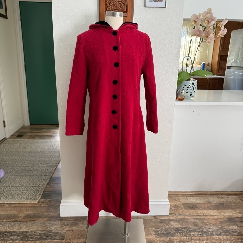 JG Hook 100% Wool Red Coat Black Velvet Inner Hood and Buttons Size 8 - Picture 3 of 16